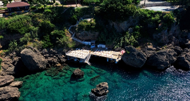 Turizmin başkenti Antalya'da Falez plajları sezona hazır