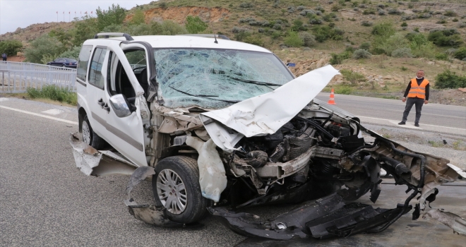 Yozgat'ta trafik kazasında 1 kişi yaralandı