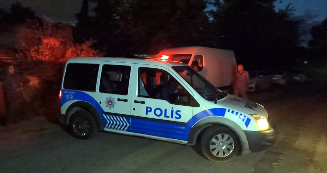 Antalya'da başkasının evine girip camları kıran kişi gözaltına alındı