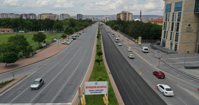 Kayseri Büyükşehir Belediyesinin yol çalışmaları