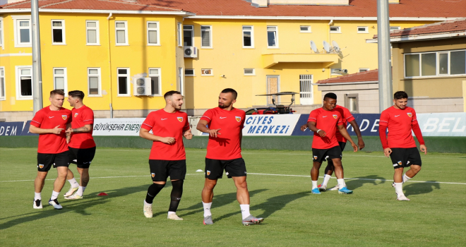 Kayserispor yeni sezon hazırlıklarına başladı
