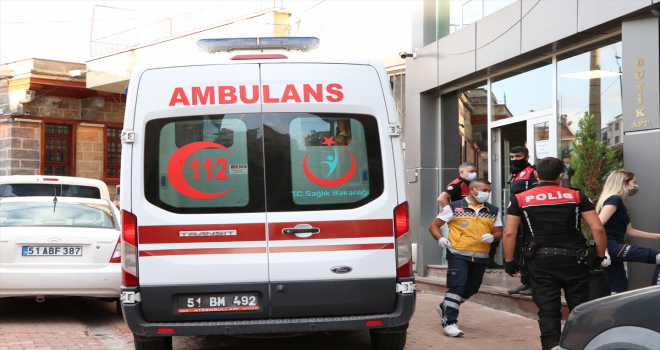 Niğde'de kız arkadaşını silahla öldüren kişi intihar etti