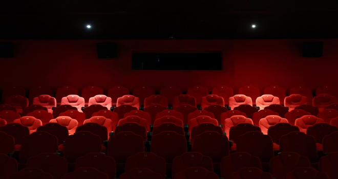 Sinema salonları misafirlerini ağırlamaya hazır 