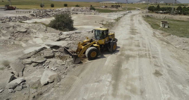 Talas Belediyesi Başakpınar yolunu yeniliyor