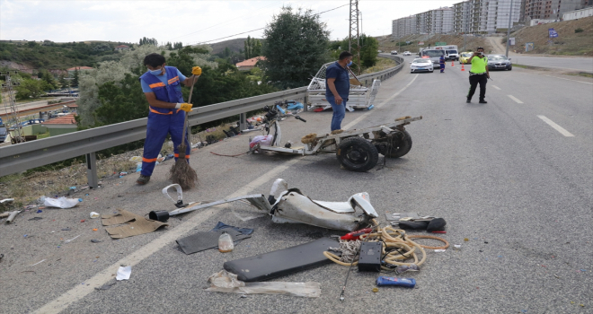 Yozgat'ta kamyonun çarptığı bisikletteki 2 kişi yaralandı