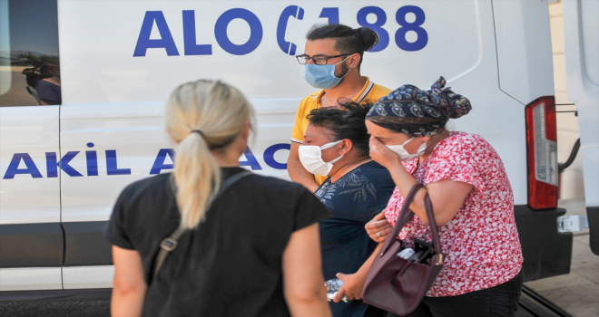 Antalya'da motosikletiyle kaza yapan sağlık çalışanı hayatını kaybetti