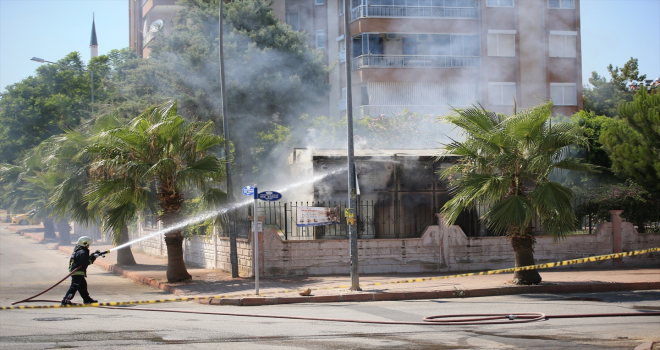 Antalya'da trafoda çıkan yangın söndürüldü