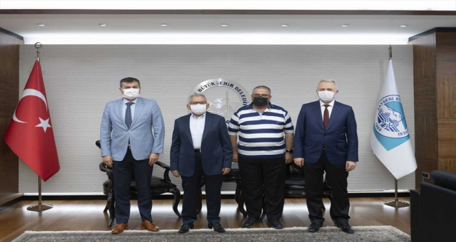 Büyükkılıç'a, Ebekız Ana Camisi’ne katkılarından dolayı 