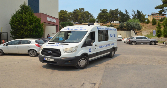 GÜNCELLEME - Manavgat'taki orman yangınında 2 işçinin cansız bedenine ulaşıldı