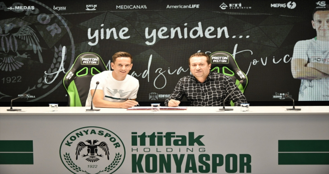 Konyaspor, iç transferde 2 futbolcuyla sözleşme imzaladı
