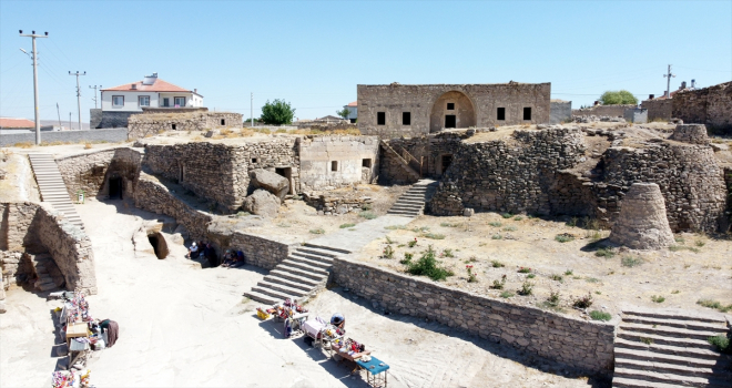 Aksaray'daki Aziz Mercurius yer altı şehri, ziyaretçilerini tarih yolculuğuna çıkartıyor