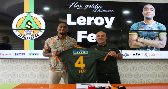 Alanyaspor, Leroy Fer'i kadrosuna kattı