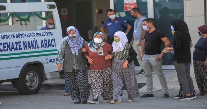Antalya'da boğanın saldırısına uğrayan kişi öldü 