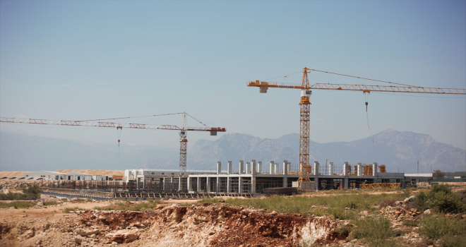 Antalya Şehir Hastanesinin inşası sürüyor 