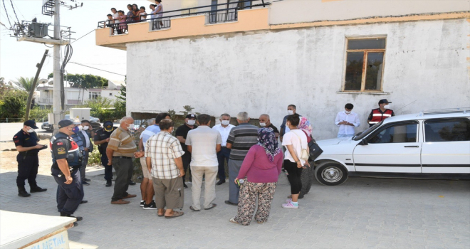 Antalya Valisi Yazıcı, Manavgat'taki orman yangınında zarar gören esnaf ve vatandaşı ziyaret etti: