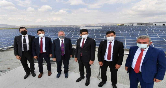 Cumhurbaşkanlığı Yatırım Ofisi Başkanı Dağlıoğlu, Kayseri OSB Başkanı Nursaçan'ı ziyaret etti