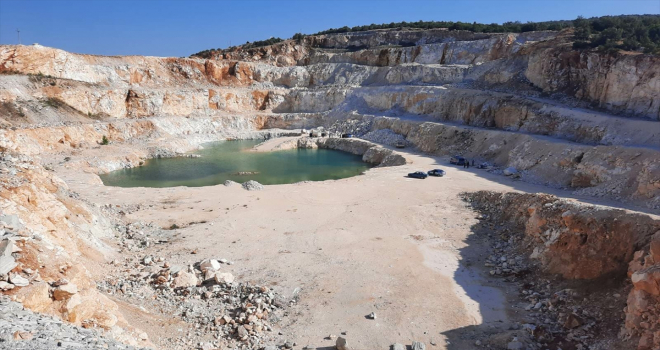 Eskişehir'de bir maden ocağı sahasında su birikintisine giren 5 yaşındaki çocuk öldü
