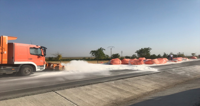 GÜNCELLEME - Konya'da tır ile kamyonetin çarpışması sonucu 6 kişi öldü, 2 kişi yaralandı
