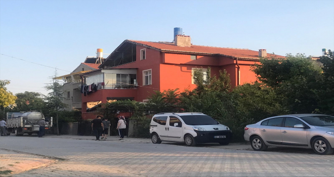 Konya'da bir kişi tartıştığı kadın ile babasını öldürüp yaşamına son verdi