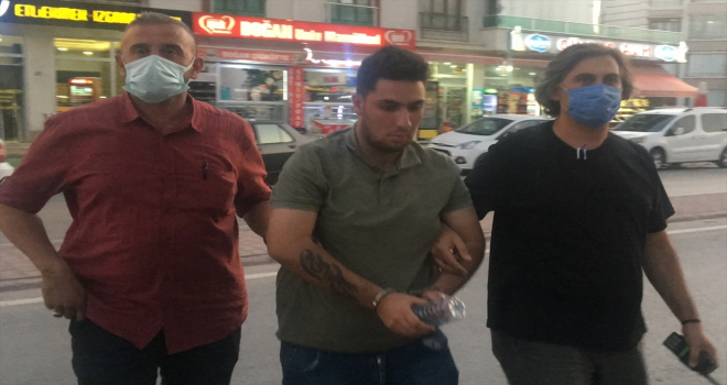 Konya'da iş vaadiyle internet sitesi üzerinden dolandırıcılık yaptığı iddia edilen şüpheli yakalandı