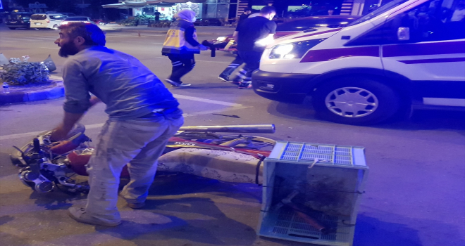 Konya'da motosiklet ile otomobil çarpıştı: 2 yaralı