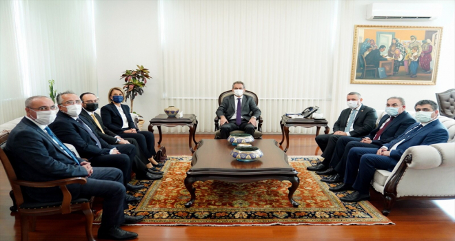 Nevşehir heyeti, Milli Eğitim Bakanı Mahmut Özer'i ziyaret etti 