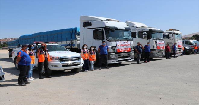 Niğde'den Kastamonu'ya afetzedeler için 3 tır yardım malzemesi gönderildi