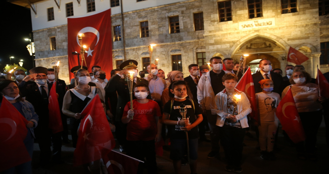 Sivas'ta fener alayı düzenlendi 