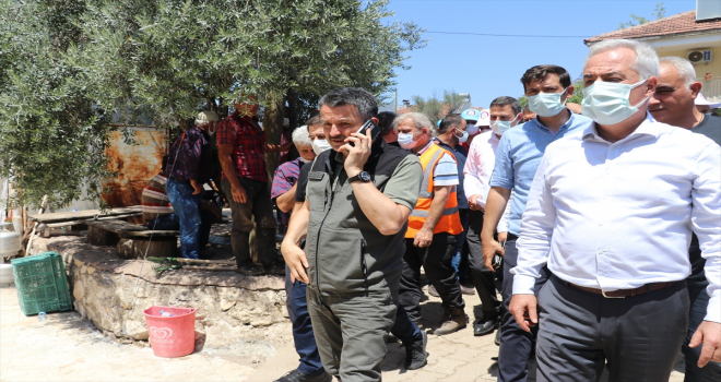 Tarım ve Orman Bakanı Pakdemirli, Isparta'daki orman yangını bölgesinde incelemelerde bulundu: