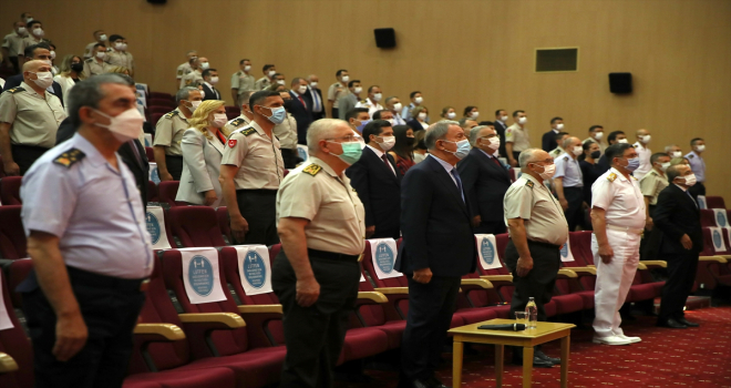 TSK’da terfi eden personele yeni rütbeleri verildi