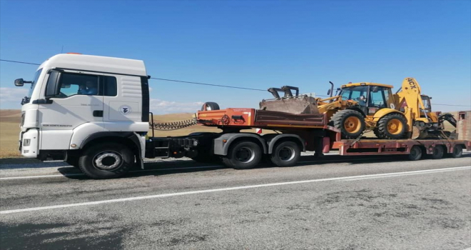 Yozgat Belediyesi Kastamonu'ya iş makinesi ve personel gönderdi