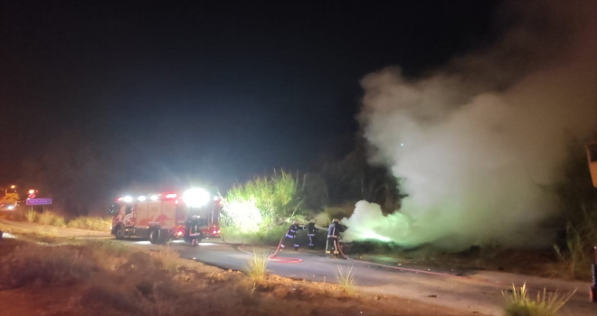 Antalya'da iki otomobilin çarpıştığı kazada 1 kişi öldü