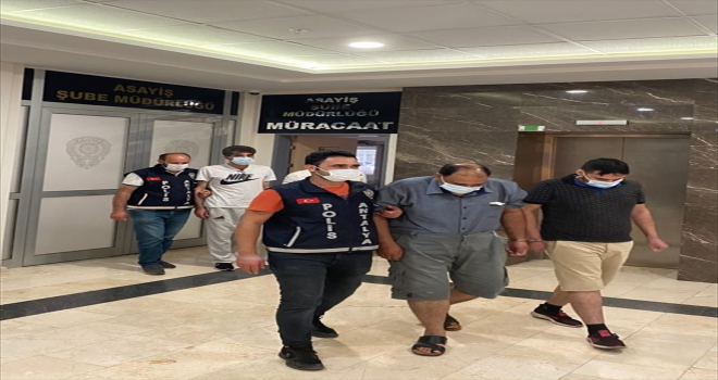 Antalya'da İran uyruklu 3 hırsızlık şüphelisi yakalandı
