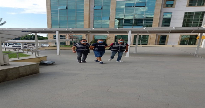 Antalya'da iş yerlerinden hırsızlık yaptığı iddia edilen zanlı tutuklandı