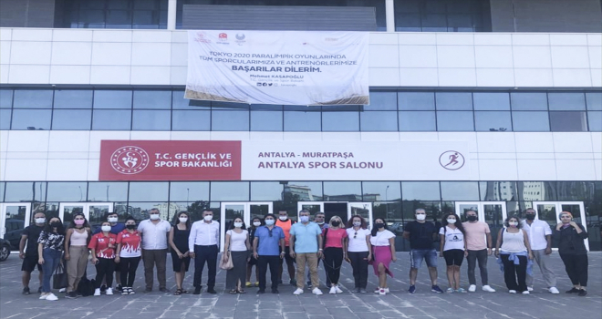 Cimnastik Federasyonu Başkanı Çelen, Antalya'da inşaatı devam eden salonu inceledi