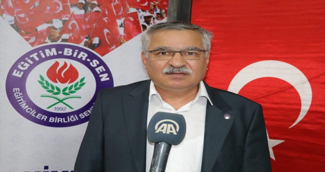 Eğitim-Bir-Sen Genel Başkan Vekili Latif Selvi: