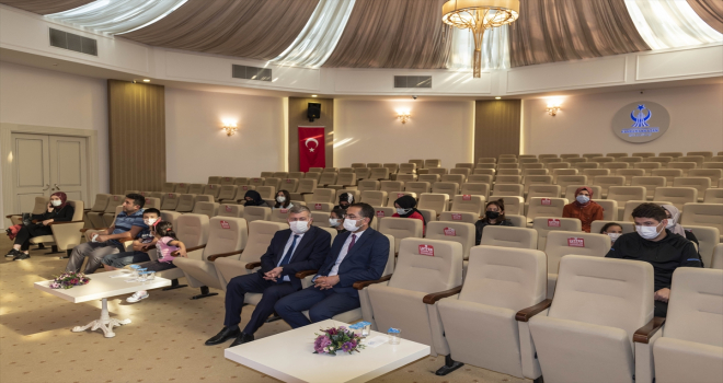 Kahramankazan'da dil eğitimini tamamlayan kursiyerlere sertifikaları verildi