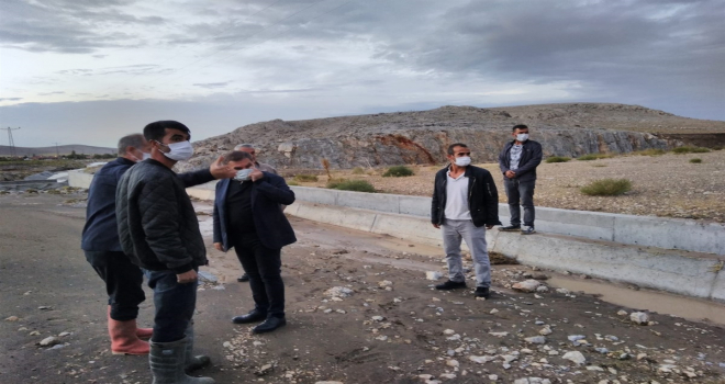 Karaman Valisi Işık sel taşkını yaşanan bölgede incelemelerde bulundu