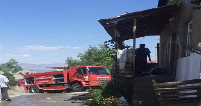Konya'da bir evde çıkan yangın büyümeden söndürüldü