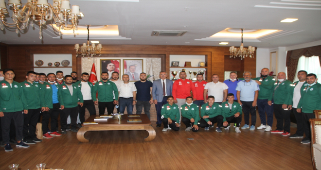 Serik'te gelecek yıl yağlı güreşler düzenlenmesi için girişimlere başlandı