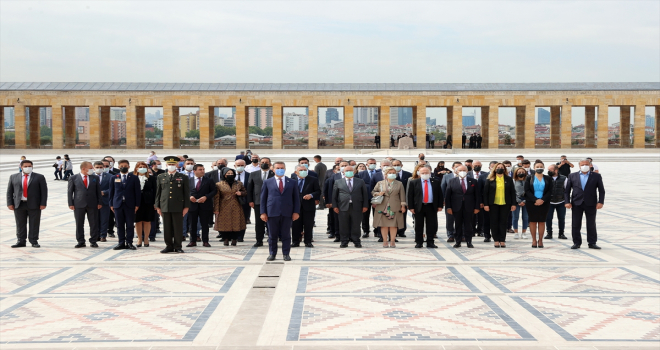 Türkiye Değişim Partisi Genel Başkanı Sarıgül, Anıtkabir'i ziyaret etti