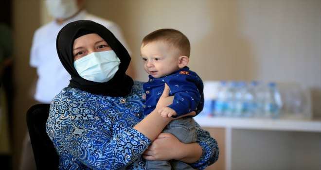 Türkiye'nin ikinci rahim naklinin yapıldığı Havva Erdem taburcu edildi