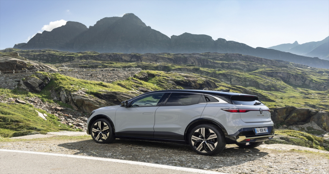 Yeni Megane E-Tech Electric, Münih Otomobil Fuarı'nda görücüye çıktı