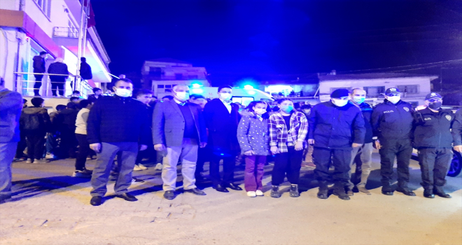 Karakeçili'de Cumhuriyetin 98. yıl dönümü fener alayı ile kutlandı