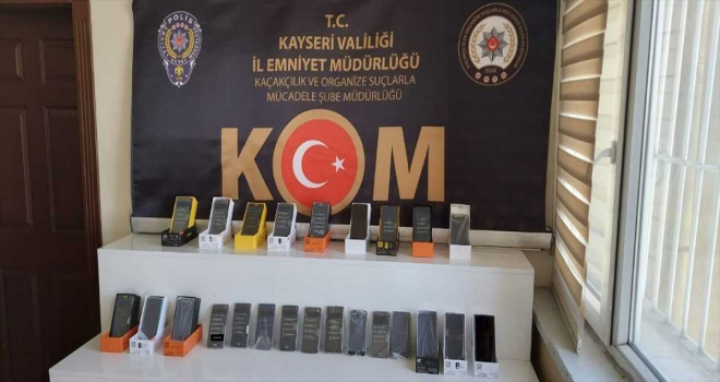 Kayseri'de kaçak telefon ve uyuşturucu operasyonunda 13 şüpheli gözaltına alındı