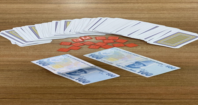 Kayseri'de kumar oynayan 19 kişiye 19 bin 950 lira ceza