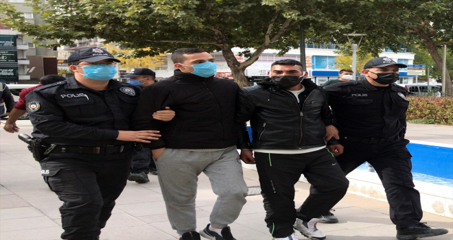 Kırşehir'de inşaat ve dairelerden malzeme çalan 4 zanlı yakalandı