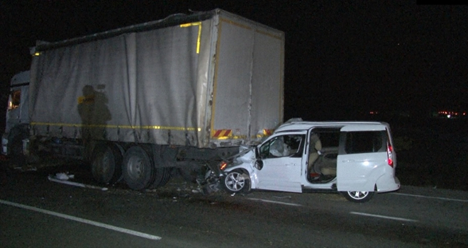 Konya'da 4 aracın karıştığı zincirleme trafik kazasında 1 kişi öldü, 1 kişi yaralandı