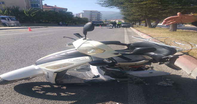 Konya'da otomobilin çarptığı elektrikli bisikletin sürücüsü öldü