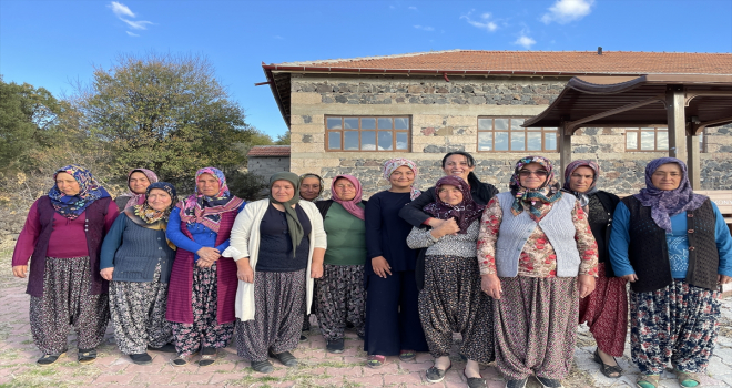 Köylü kadınların el emeği Özlem muhtar ile ihracata dönüştü